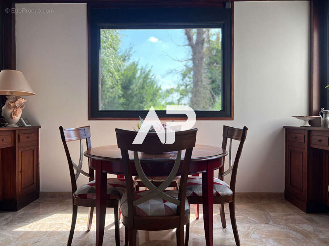 Maison à MONTMORENCY