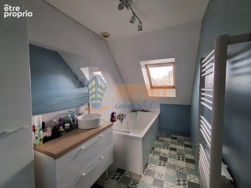 Maison 5 pièces 110 m² à vendre à Loos (59120) - photo 3