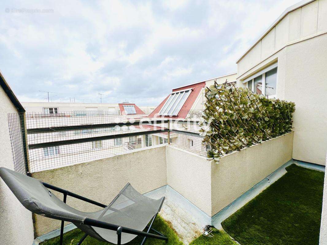 Appartement à ISSY-LES-MOULINEAUX