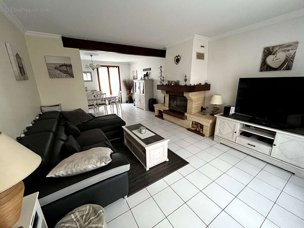 Maison à TESSANCOURT-SUR-AUBETTE