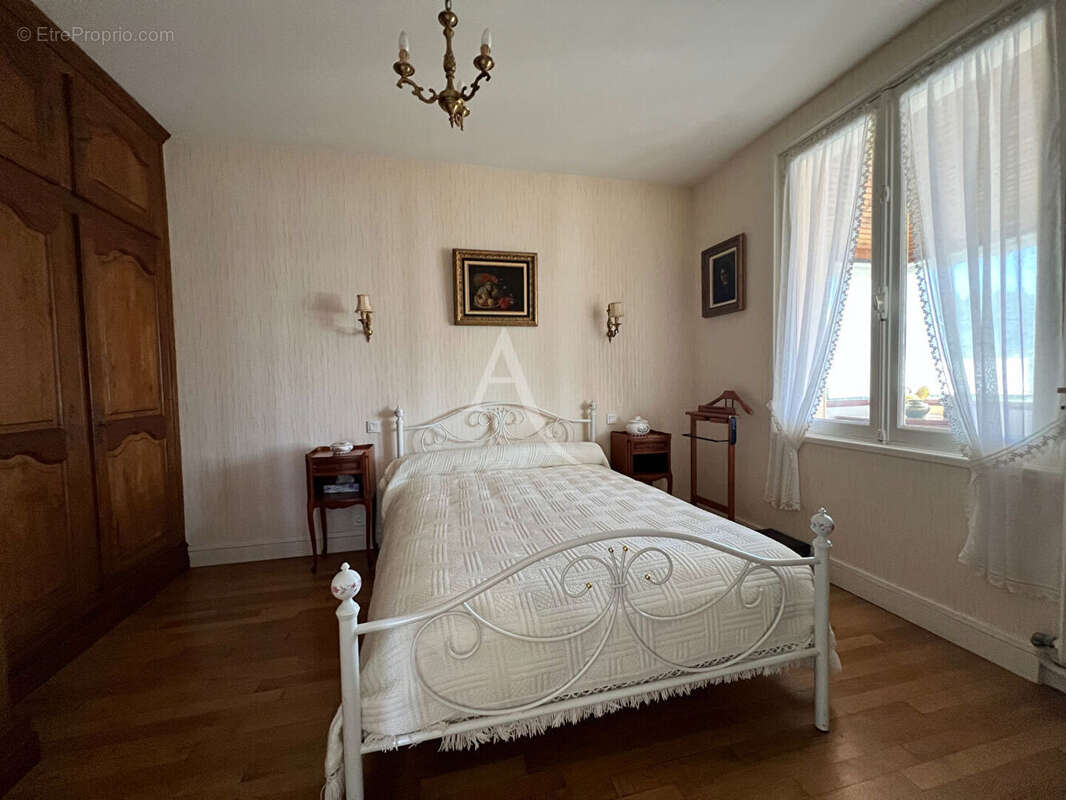 Maison à MONTRICHARD