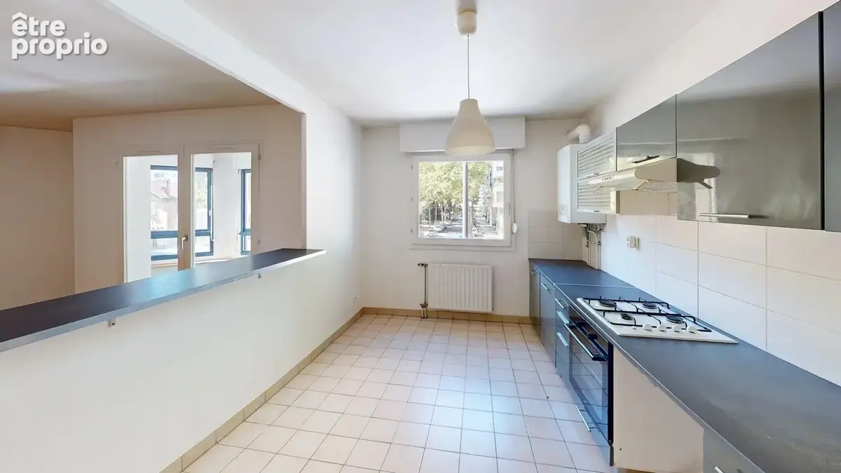 LYON 3e   T3 72,85 m2 avec loggia + cave   Garage possible - photo 3