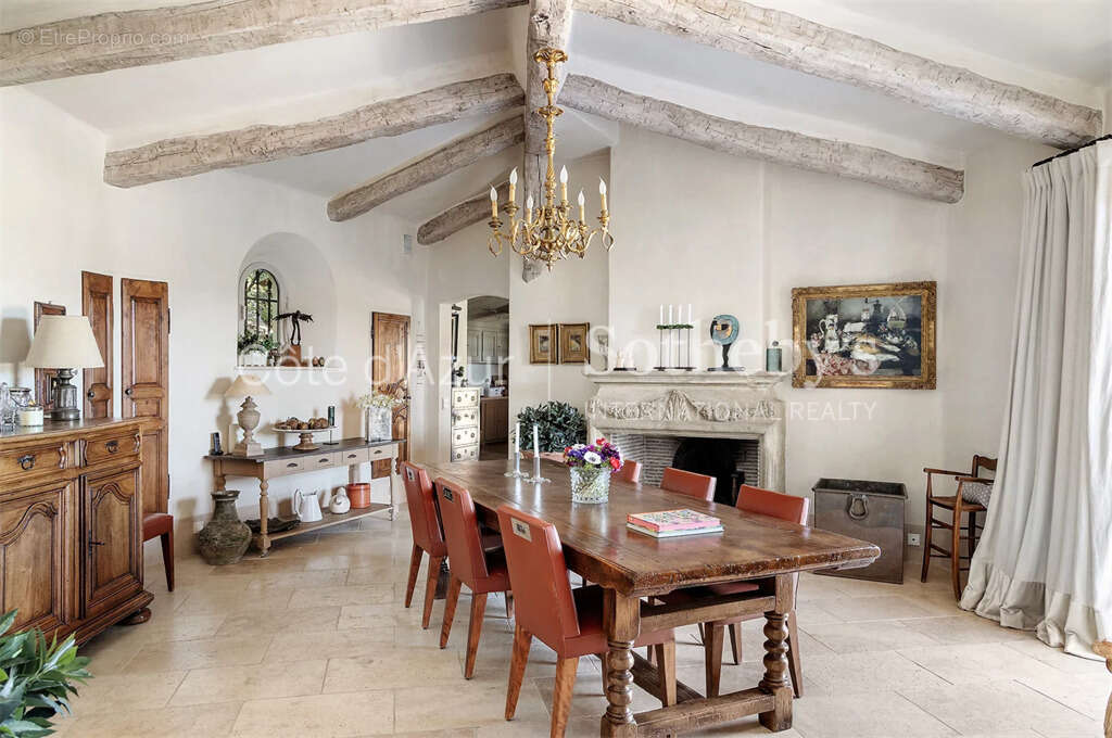 Maison à BIOT