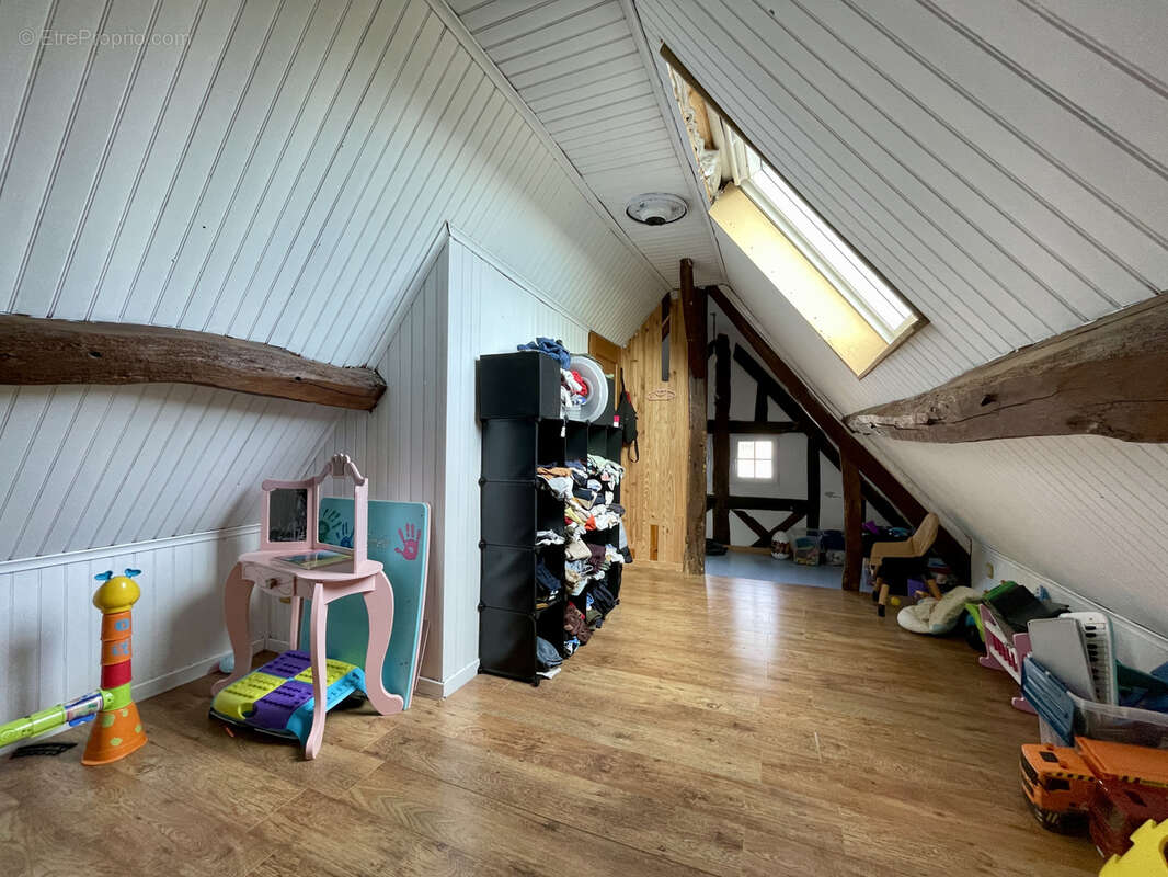 Maison à LES BAUX-SAINTE-CROIX