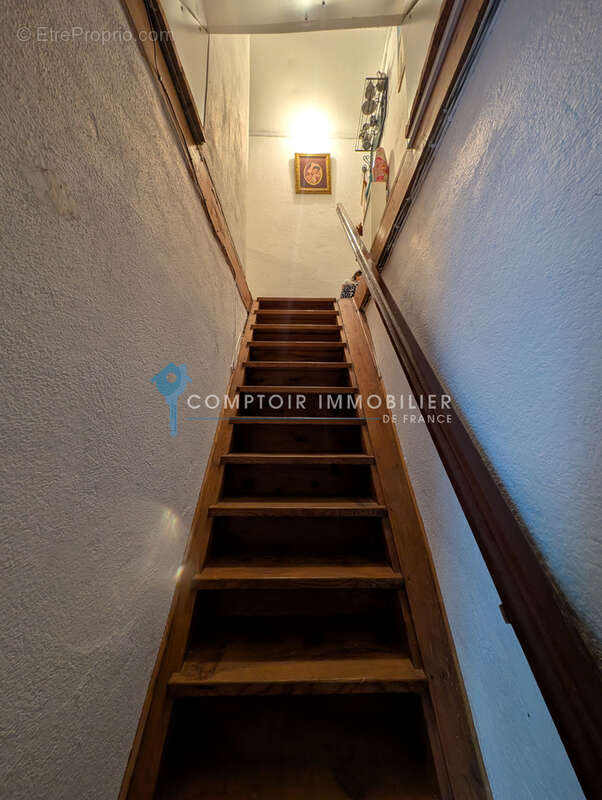 Maison à COUCOURON