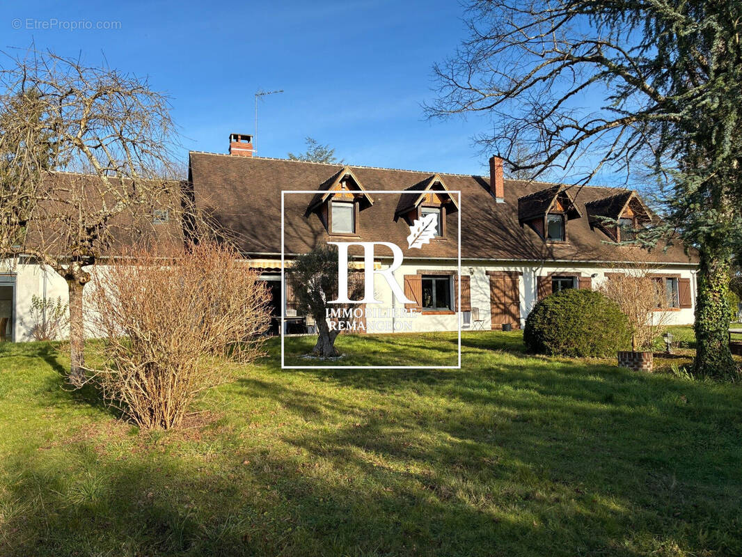 Maison à LAMOTTE-BEUVRON