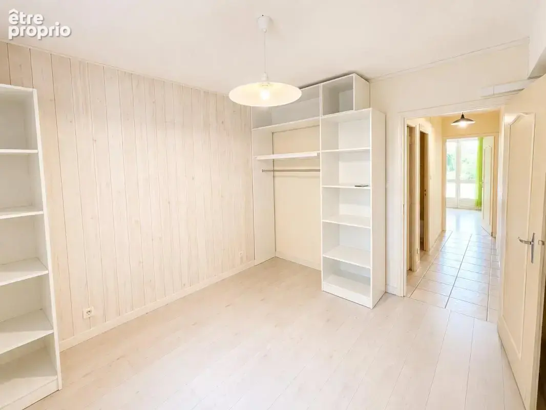 Grand appartement 78m2 au calme avec garage et cave - photo 4