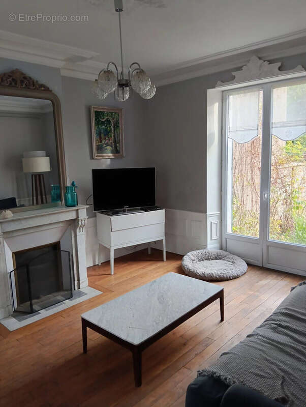Maison à NEMOURS