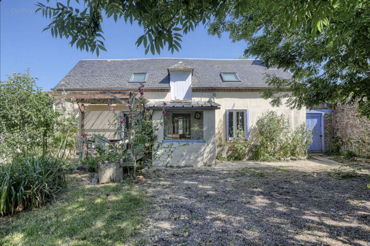 Maison à SAINT-CLAIR-SUR-EPTE