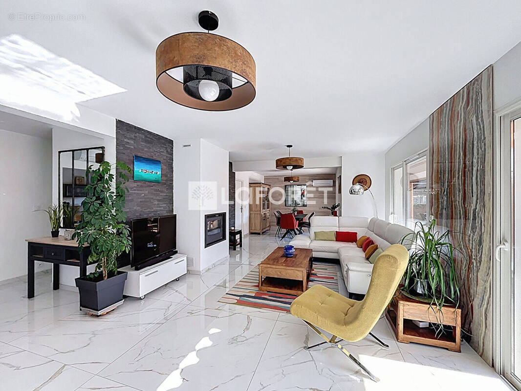 Maison à LATOUR-BAS-ELNE