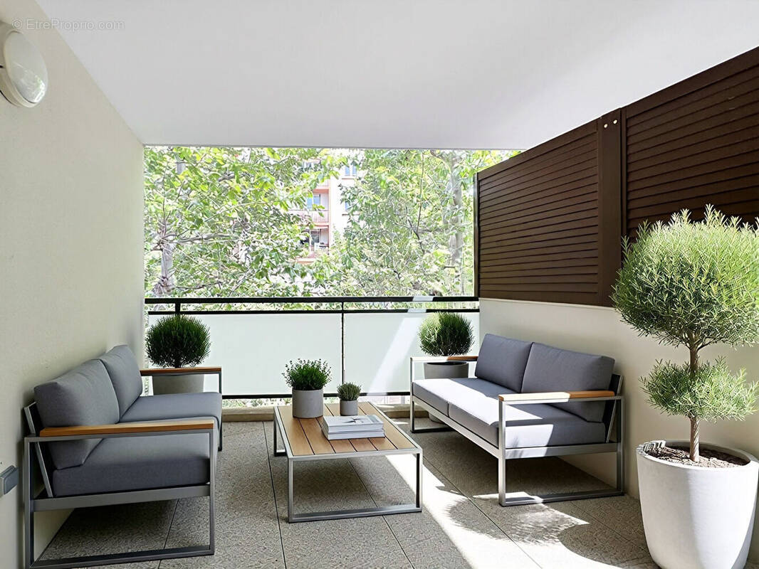 Appartement à MARSEILLE-5E