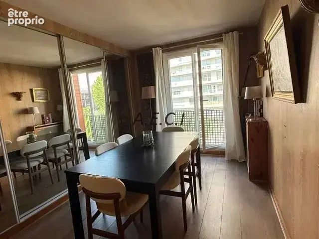 Coeur de ville  - Front de Seine - Appartement 5 Pièces avec Bal - photo 4
