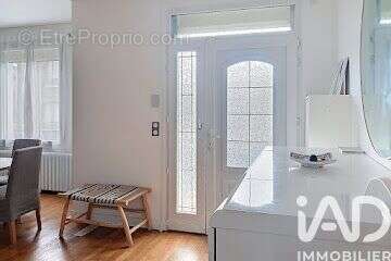 Photo 2 - Maison à VITRY-SUR-SEINE