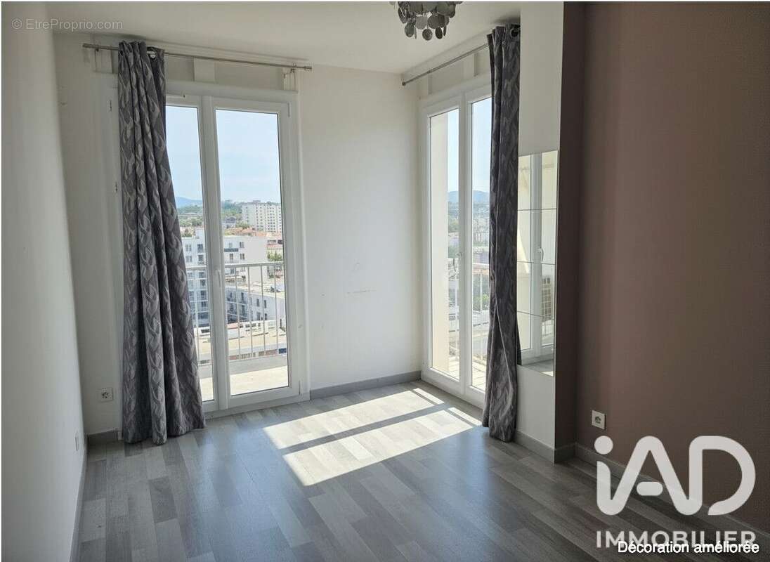 Appartement 60 m² à Marseille-3e  - photo 4
