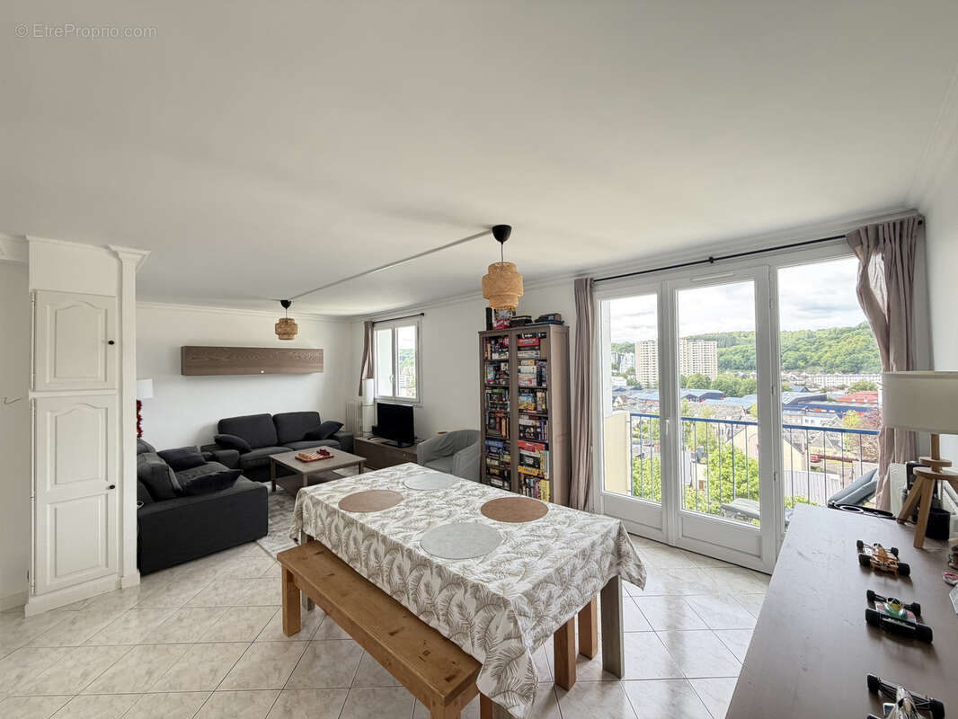 Appartement à NOTRE-DAME-DE-BONDEVILLE