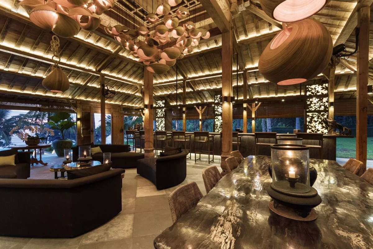 Chef-d'œuvre rare en bord de mer - Domaine patrimonial en pleine propriété sur la côte ouest intacte de Bali - photo 3