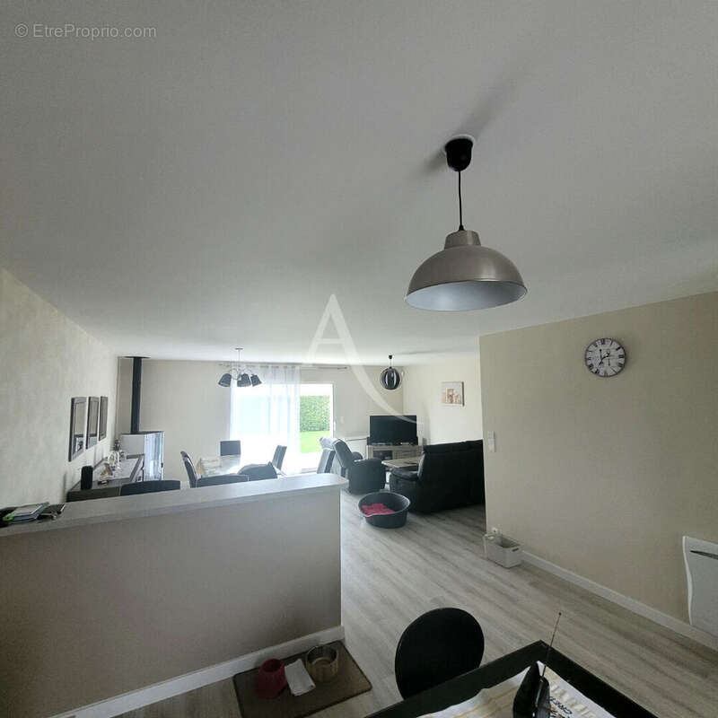 Maison à SAINT-AVAUGOURD-DES-LANDES