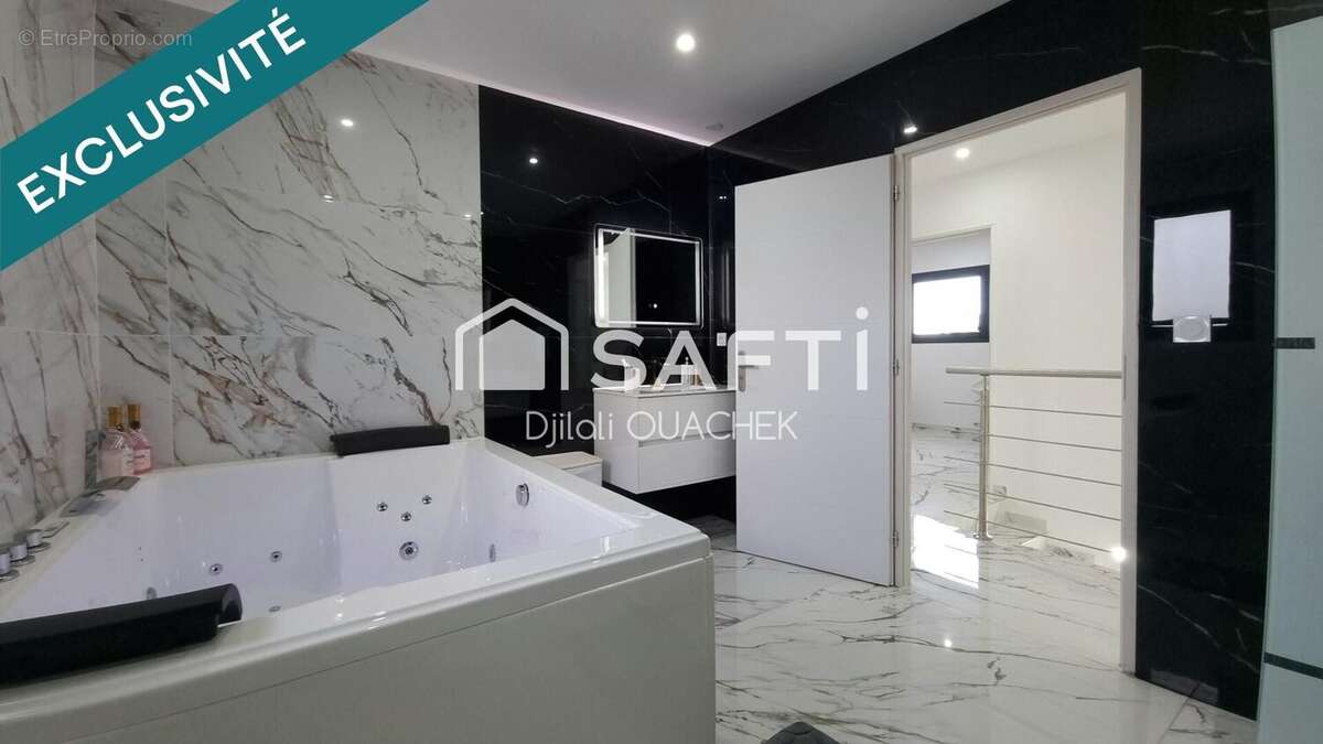 Photo 8 - Maison à CASES-DE-PENE