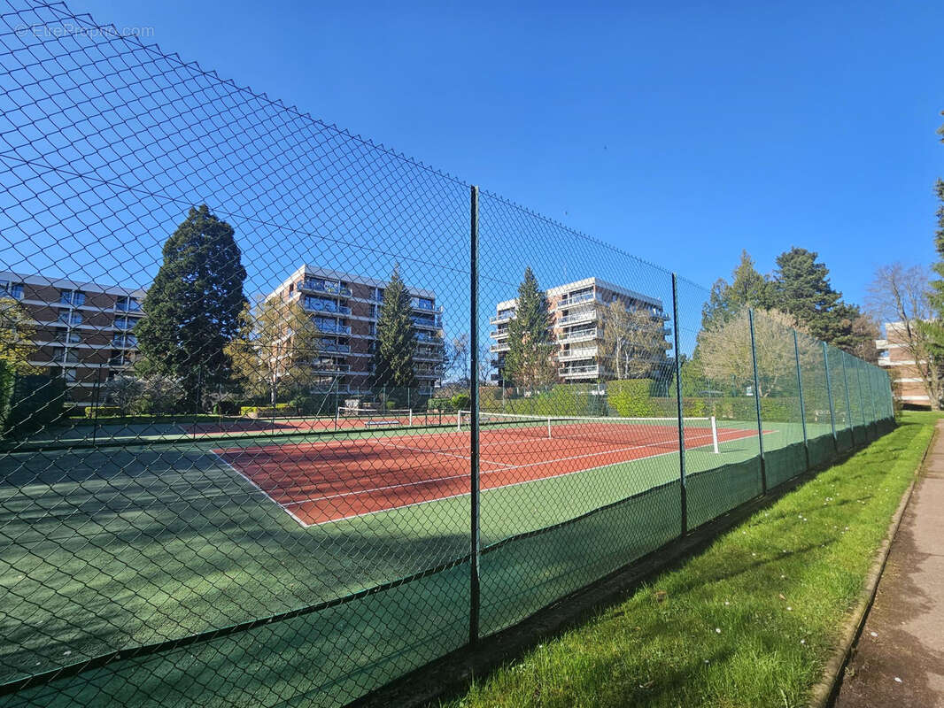 Appartement à JOUY-EN-JOSAS