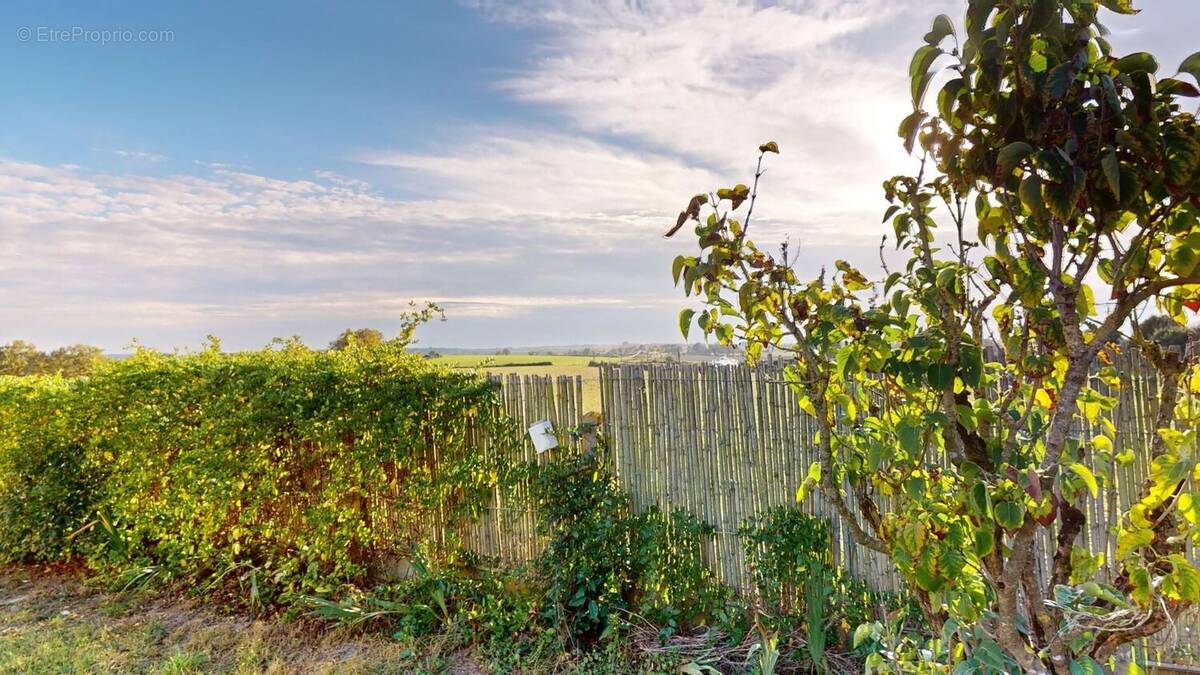 Maison sur sous-sol à proximité des Herbiers - photo 2
