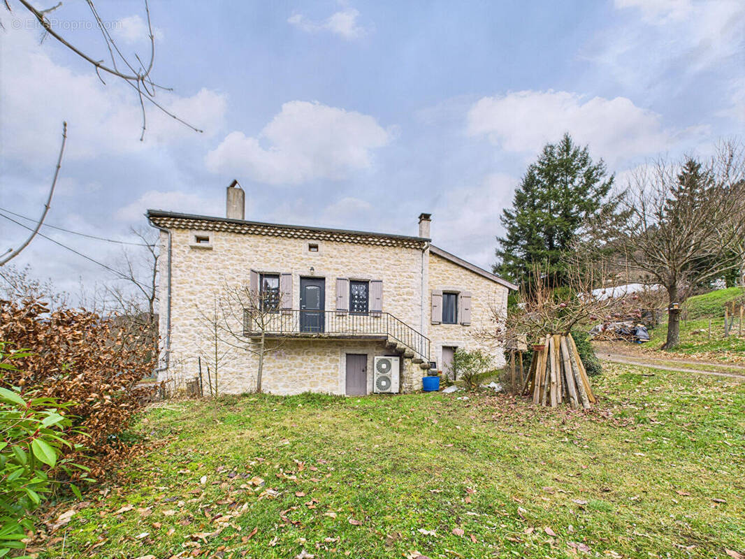 Maison à SAINT-MARTIN-DE-VALAMAS