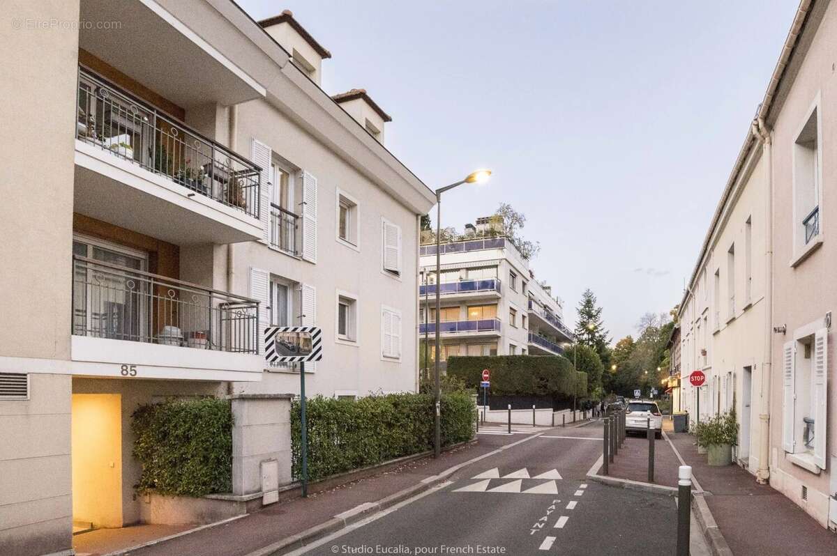 Appartement à SURESNES