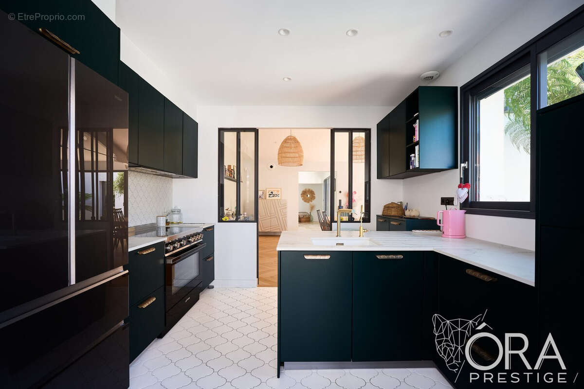 Maison 206 m² à Rivedoux-Plage  - photo 6