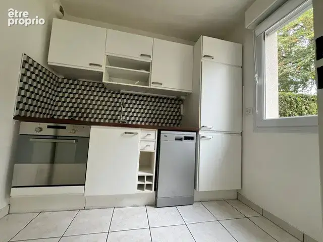 Rue des moissons - appartement moderne type 2 de  42m2 + terrasse de 18m2 + box garage - photo 5