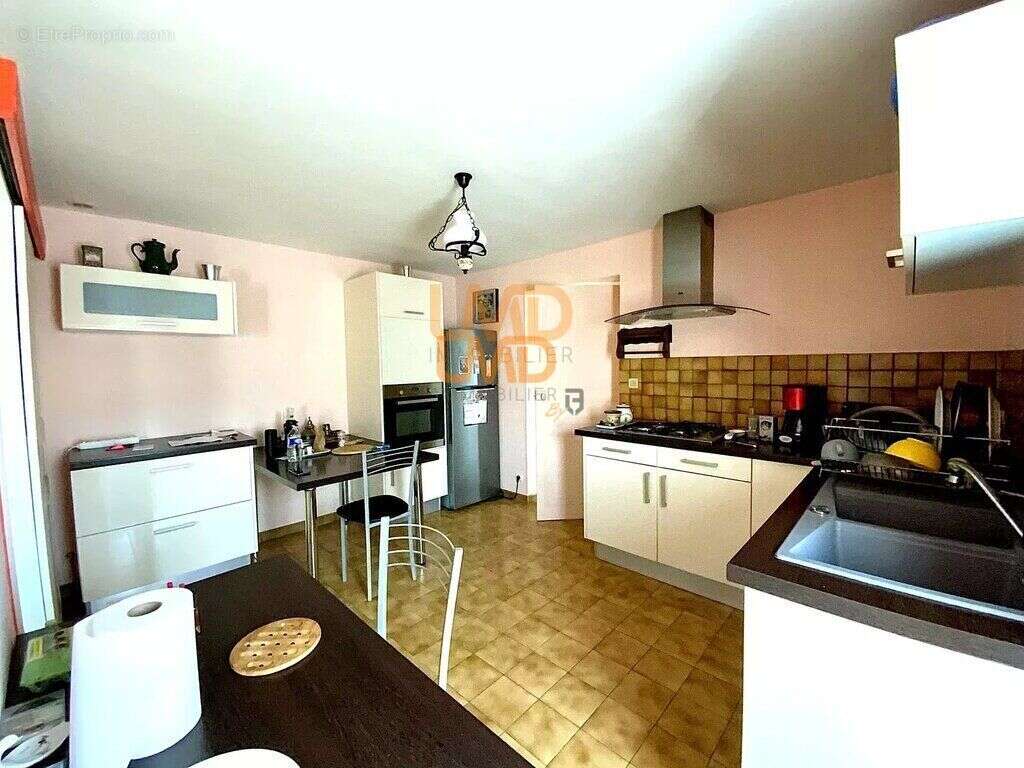 Maison à MEZIERES-EN-BRENNE