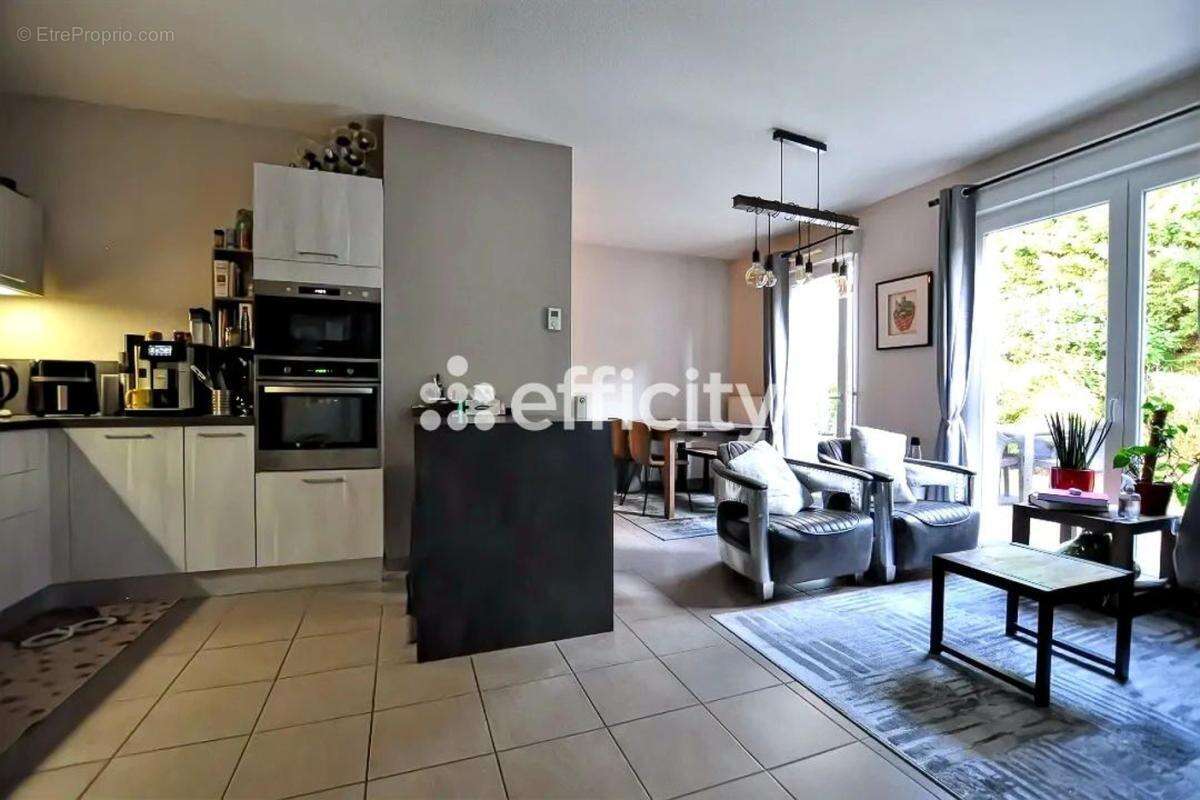 Appartement à FEYZIN