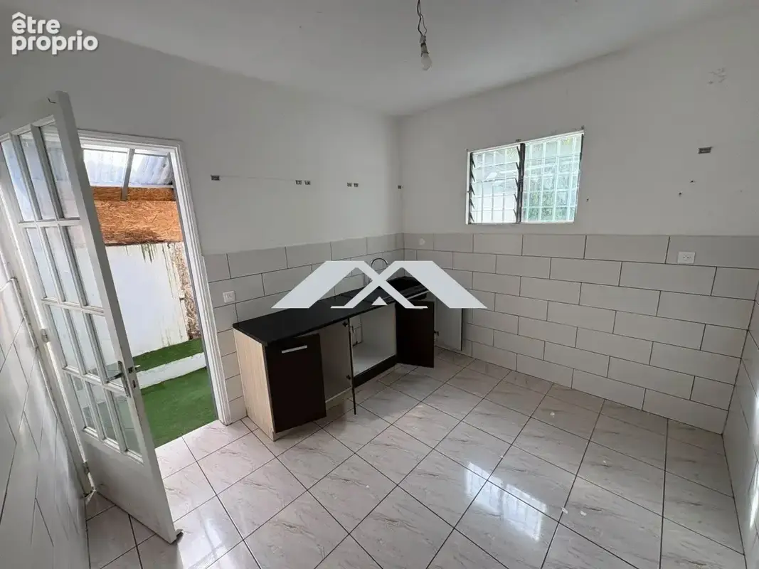 Maison 120 m² à Saint-Joseph  - photo 5