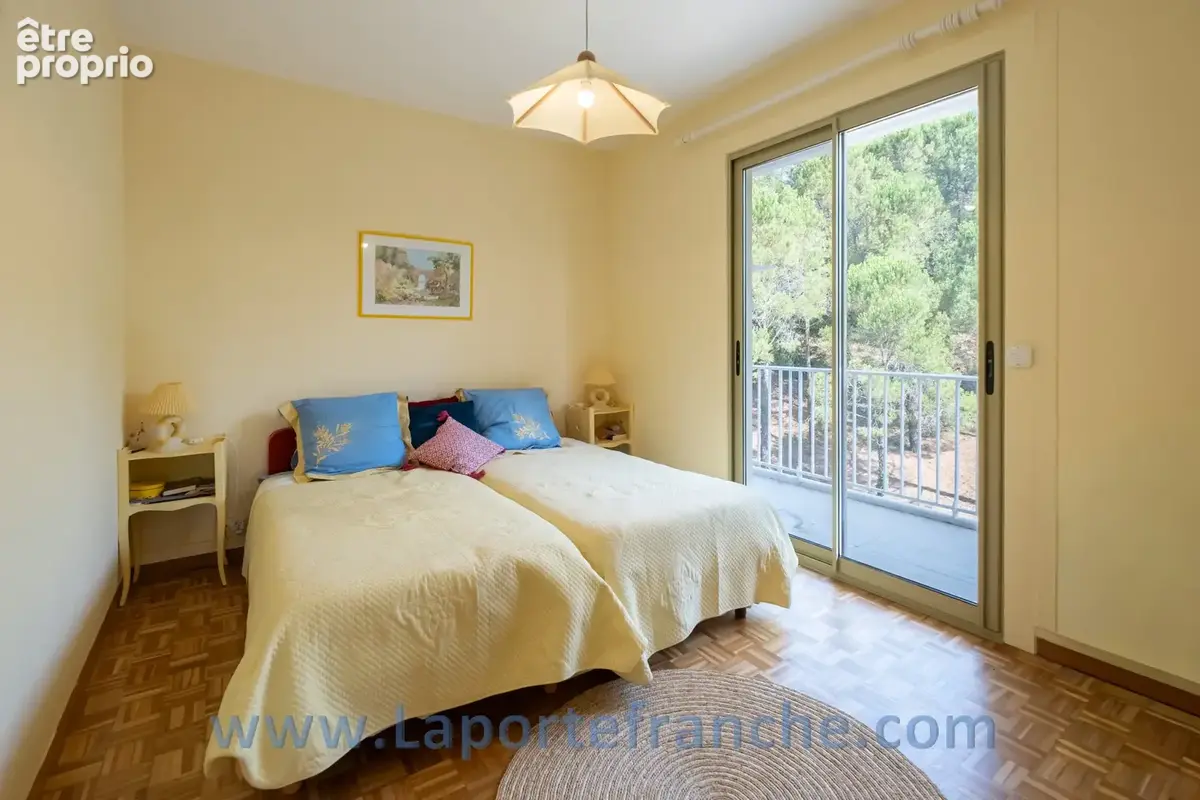 Appartement de 118 m2 vue mer dans résidence sécurisée parc piscine olympique - photo 11