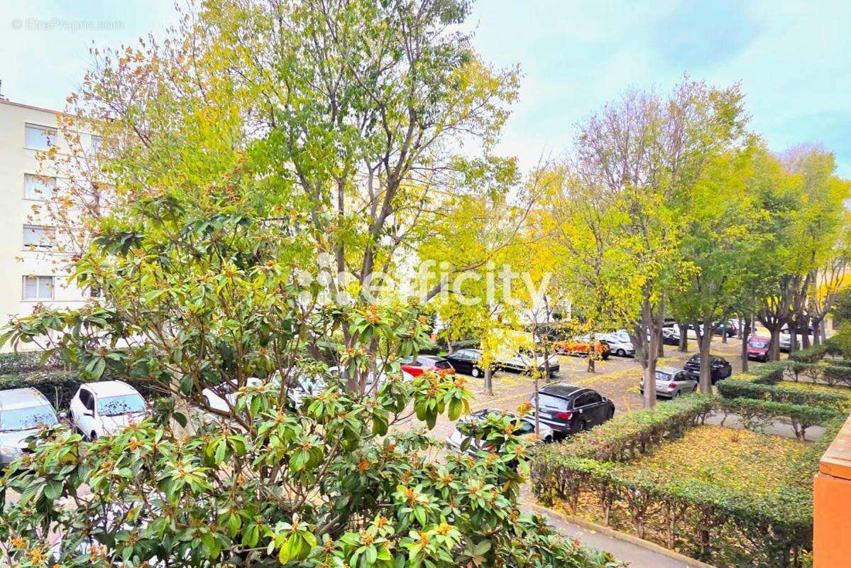 Appartement à MARSEILLE-8E