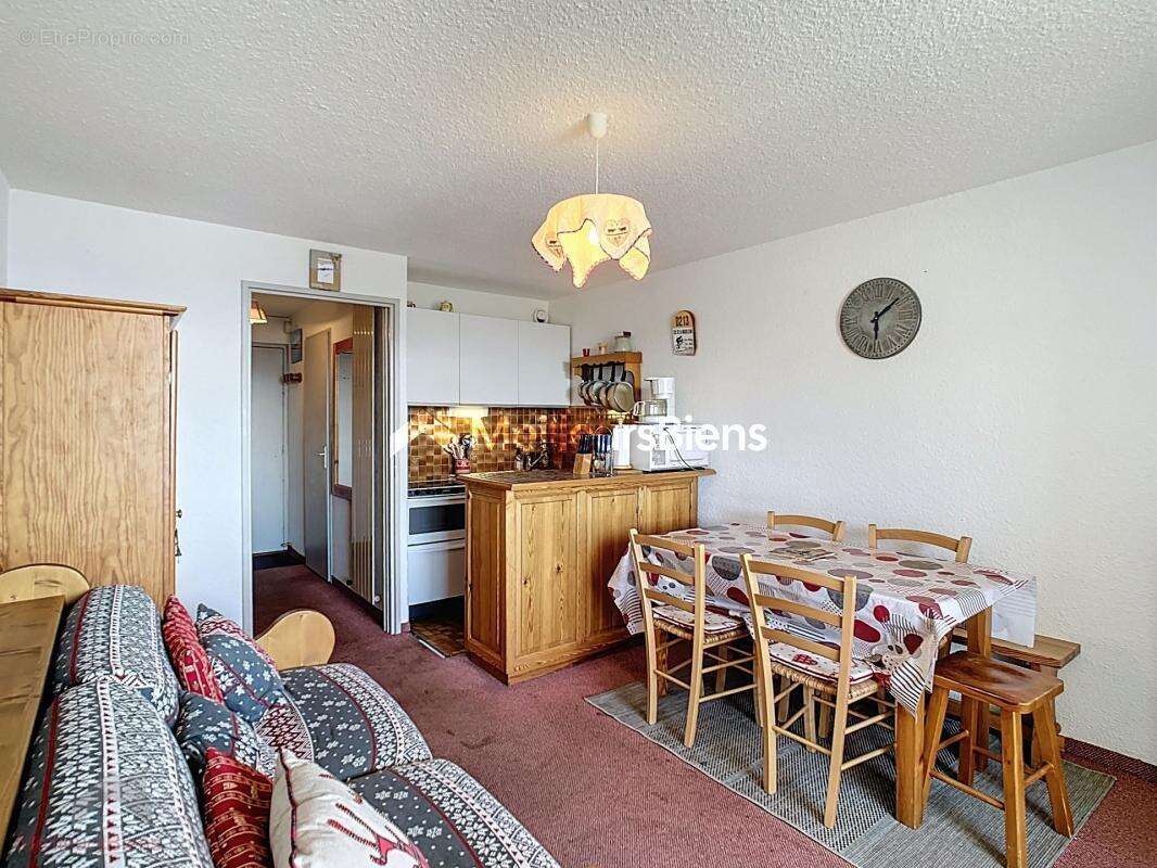 Appartement à SAINT-FRANCOIS-LONGCHAMP