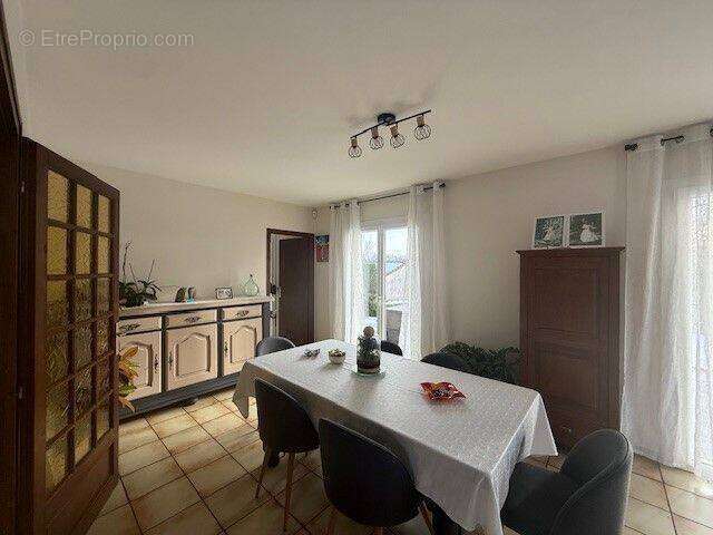 Maison à DIVONNE-LES-BAINS