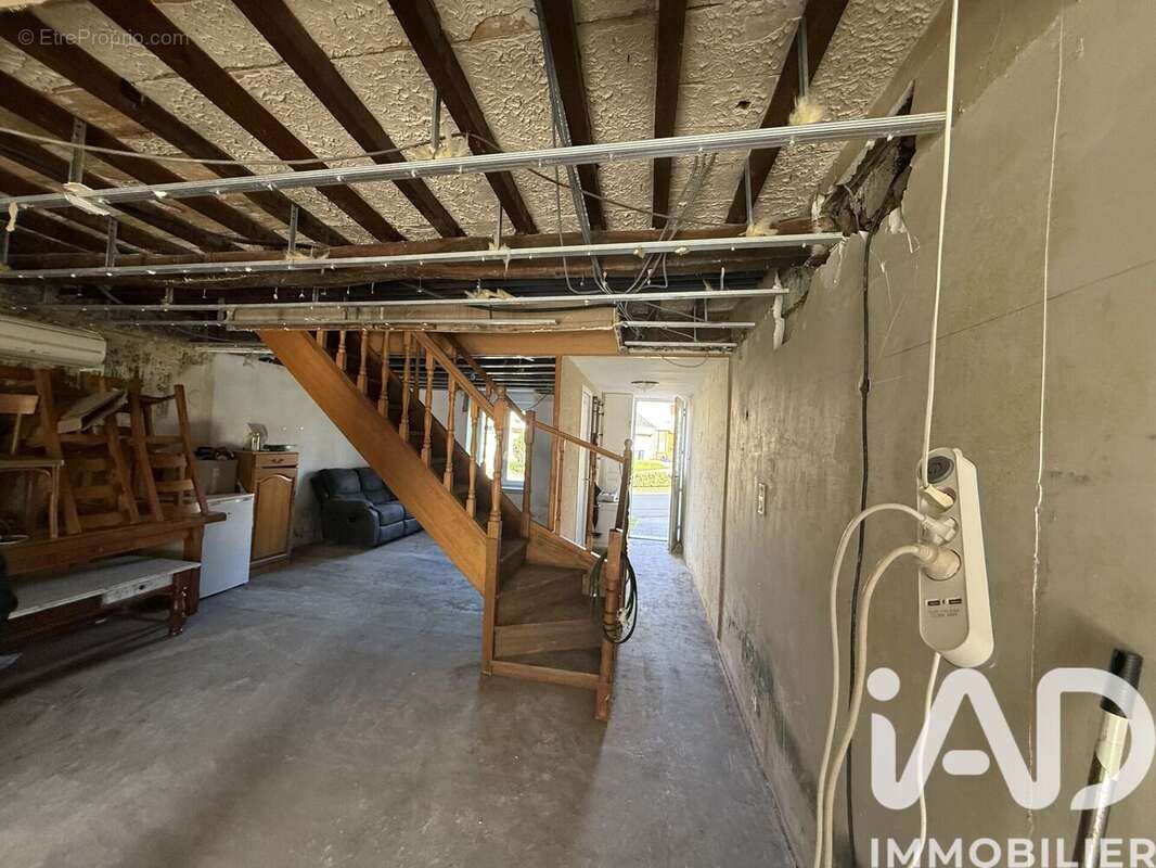 Maison 102 m² à Fleigneux  - photo 2