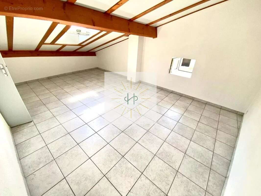 Appartement à MONTELIMAR