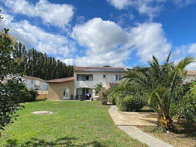 Maison à CRUAS