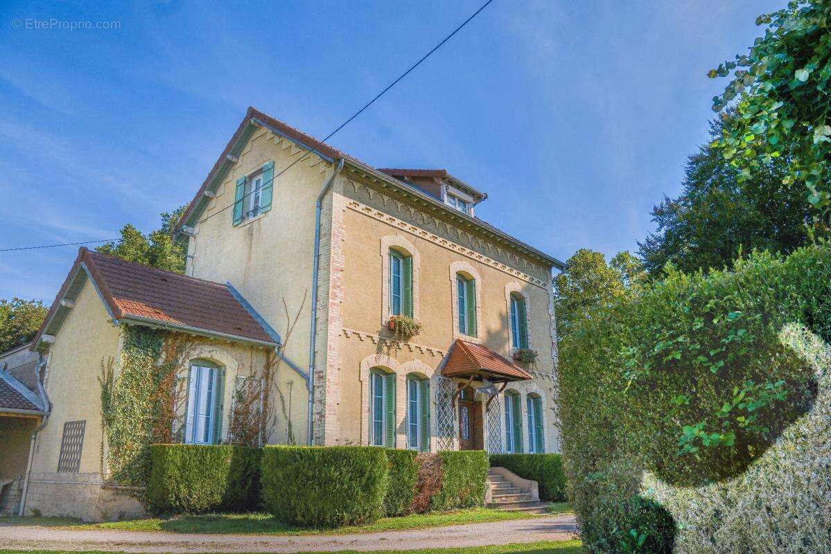 Maison à VENAREY-LES-LAUMES