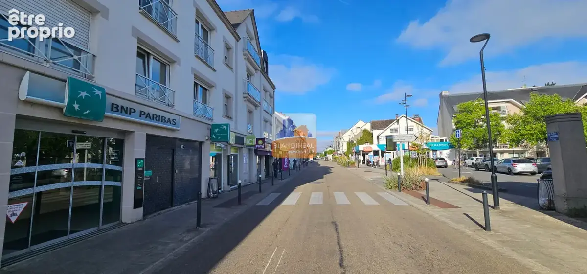 St sebastien sur loire  locataire en place local commercial 132 m2 place cambronne - photo 3