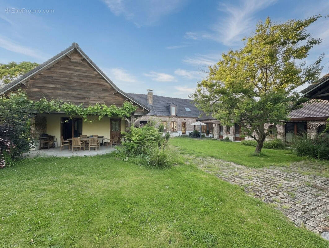 Maison à NOMAIN