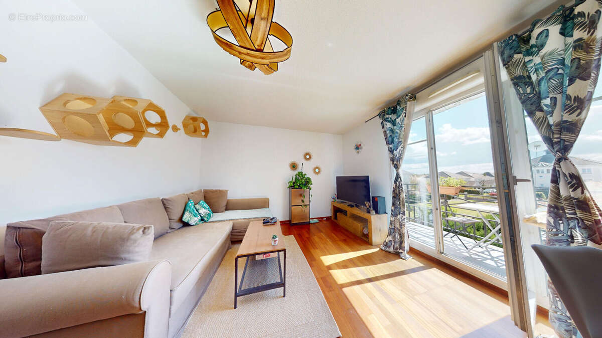 Appartement à MAGNY-LE-HONGRE