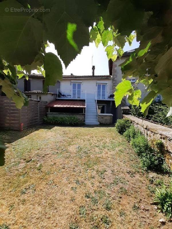 Maison à NIEUL