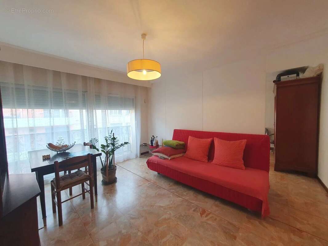 Appartement 472 m² à Cavaillon  - photo 2