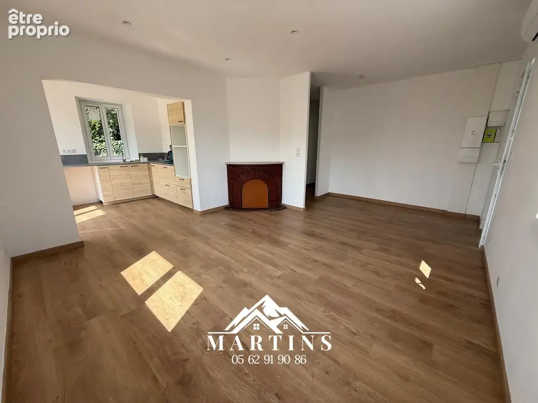 EXCLUSIVITE / ARGELES-GAZOST - Appartement rénové de type 3 avec vue dégagée et jardin privatif de 200m2. - photo 6