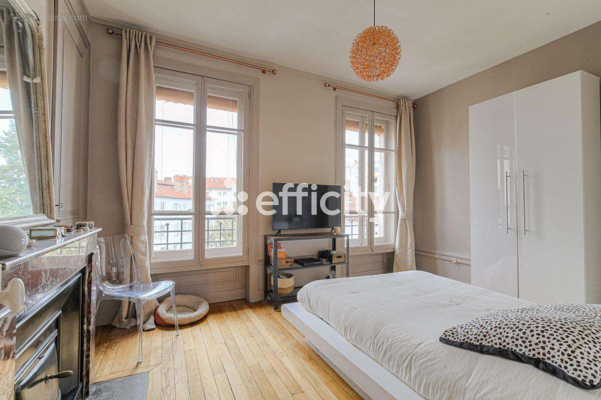Appartement à LYON-4E