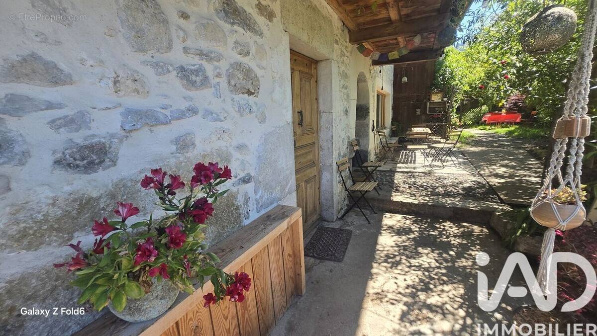 Photo 1 - Maison à LESCHERAINES
