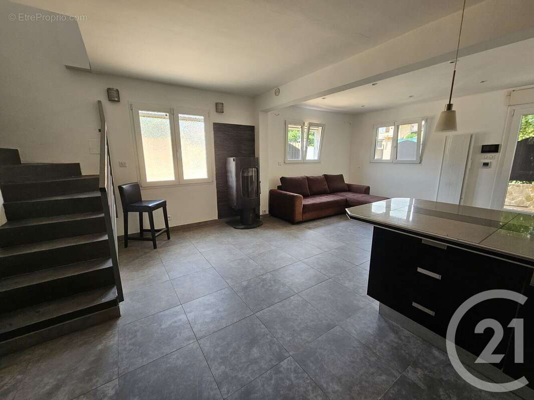 Maison 94 m² à Villeneuve-Loubet  - photo 16