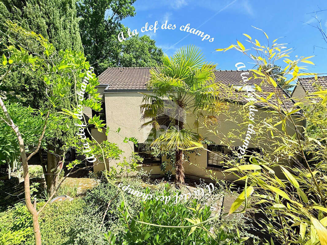 Maison à GIF-SUR-YVETTE