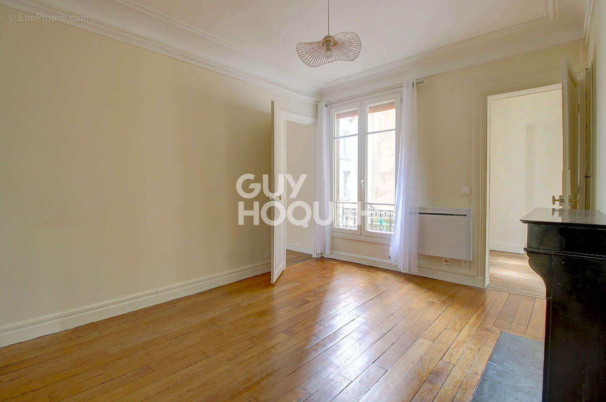 Appartement à PARIS-20E